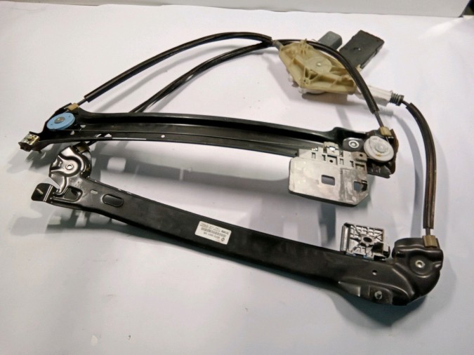 ELEVALUNAS DELANTERO DERECHO RENAULT MÉGANE 2011