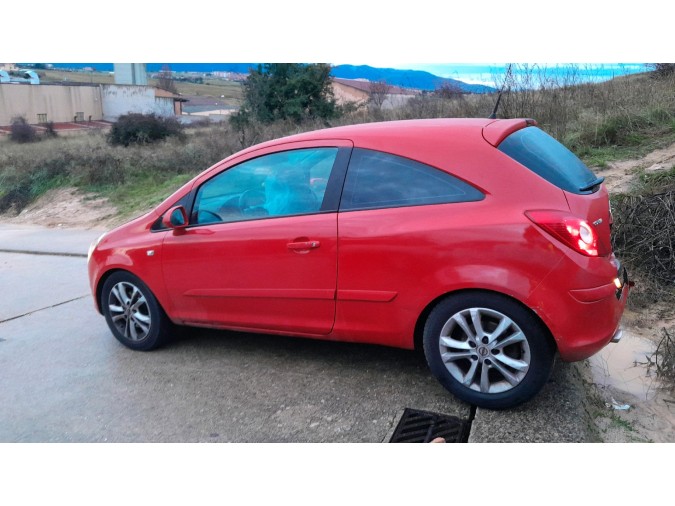 CERRADURA PORTÓN TRASERO OPEL CORSA 2007