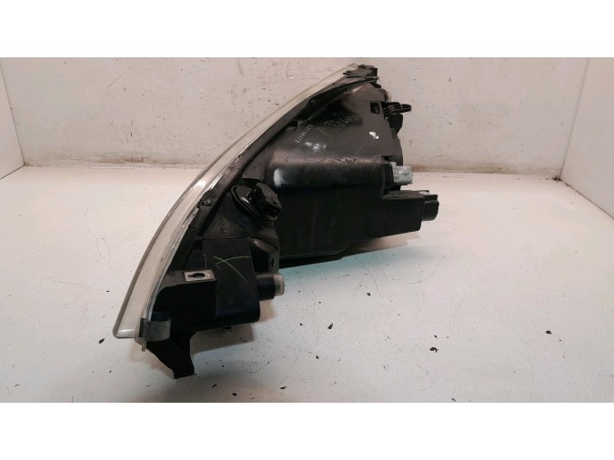 FARO DELANTERO DERECHO PEUGEOT 206 2005