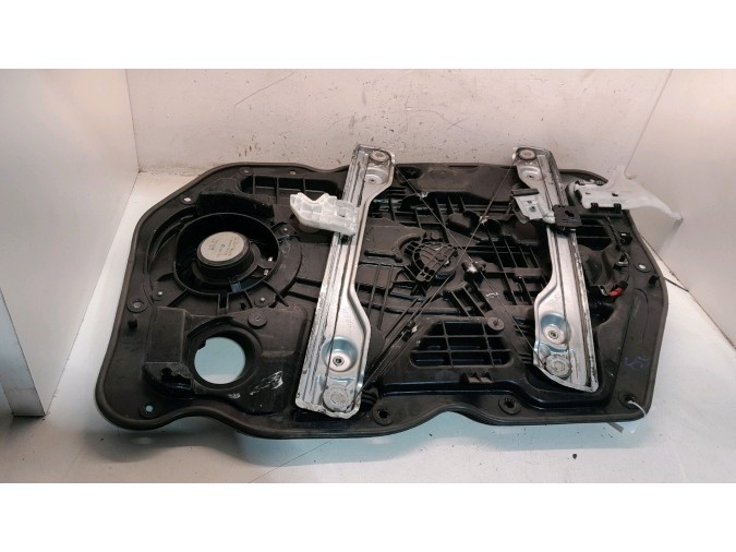 ELEVALUNAS DELANTERO IZQUIERDO KIA CEED 2013