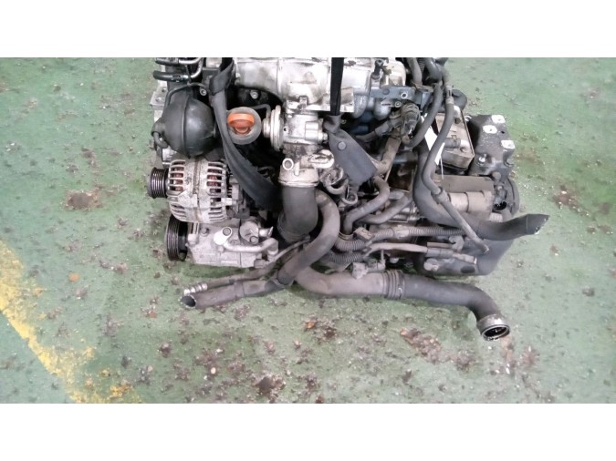 MOTOR CON ACCESORIOS Y CAJA DE CAMBIOS VOLKSWAGEN GOLF 2006