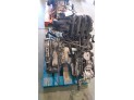 MOTOR CON ACCESORIOS Y CAJA DE CAMBIOS MERCEDES A 200