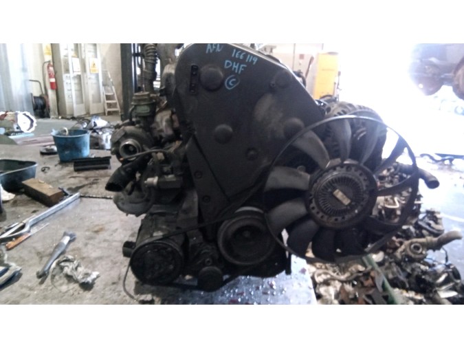 MOTOR CON ACCESORIOS Y CAJA DE CAMBIOS VOLKSWAGEN PASSAT 1997