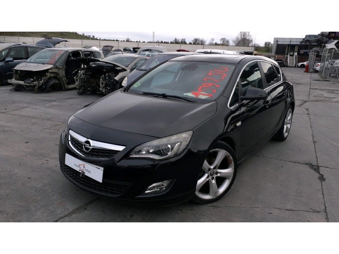Intercooler OPEL ASTRA 2011