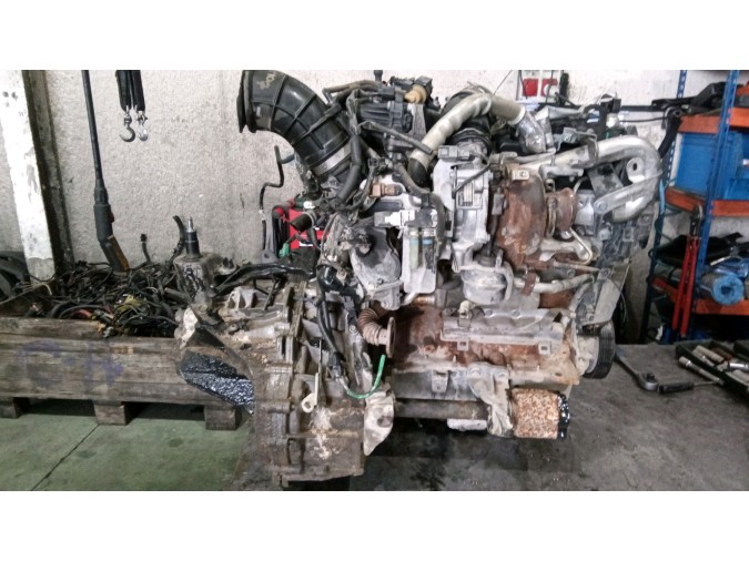 MOTOR CON ACCESORIOS SIN CAJA DE CAMBIOS NISSAN QASHQAI
