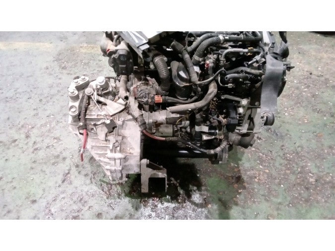 MOTOR CON ACCESORIOS Y CAJA DE CAMBIOS OPEL INSIGNIA 2010