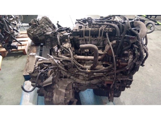 MOTOR CON ACCESORIOS SIN CAJA DE CAMBIOS FORD FOCUS C-MAX 2004