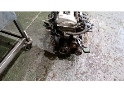 MOTOR CON ACCESORIOS Y CAJA DE CAMBIOS TOYOTA COROLLA 2005