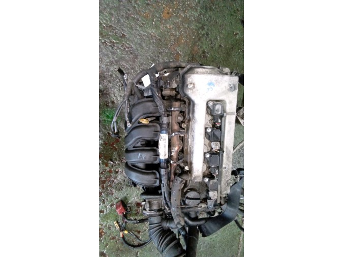 MOTOR CON ACCESORIOS Y CAJA DE CAMBIOS TOYOTA COROLLA 2005