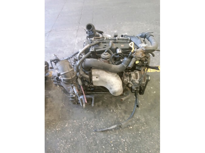 Motor completo KIA CARNIVAL 2004