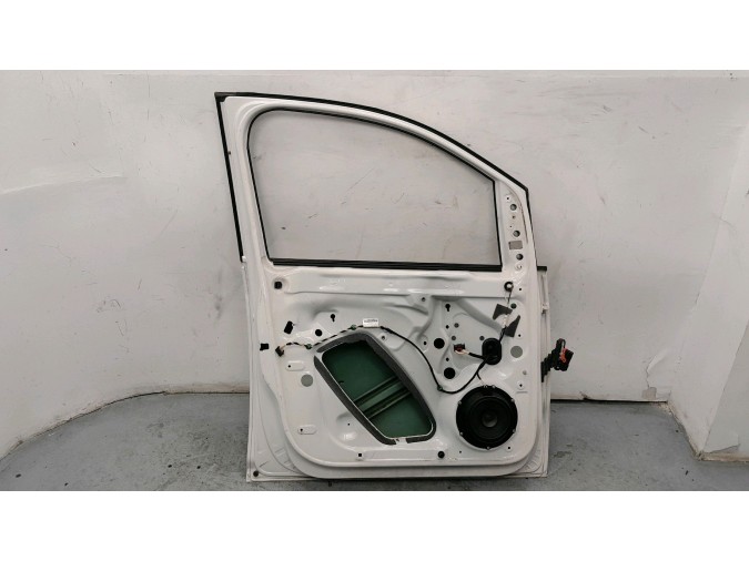 PUERTA DELANTERA IZQUIERDA VOLKSWAGEN CADDY BLANCA 2018