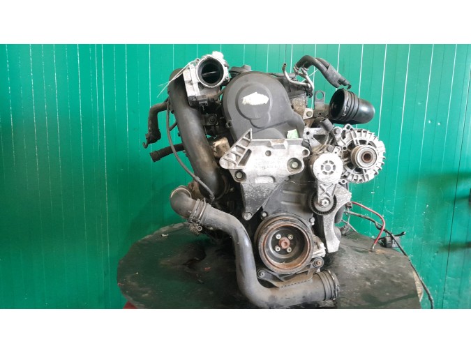 MOTOR CON ACCESORIOS Y CAJA DE CAMBIOS VOLKSWAGEN GOLF 2005