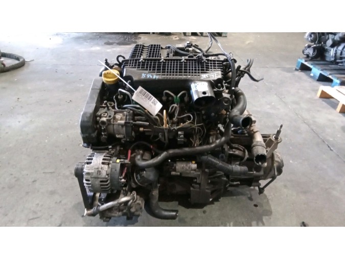MOTOR CON ACCESORIOS Y CAJA DE CAMBIOS DACIA LOGAN
