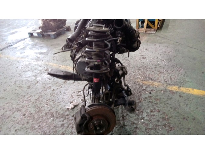 MOTOR CON ACCESORIOS Y CAJA DE CAMBIOS TOYOTA COROLLA 2003
