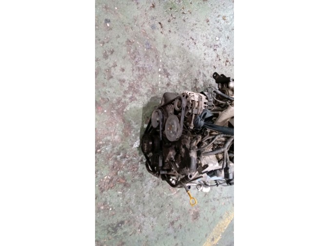 MOTOR CON ACCESORIOS Y CAJA DE CAMBIOS HYUNDAI GETZ