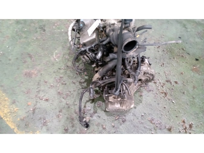 MOTOR CON ACCESORIOS Y CAJA DE CAMBIOS HYUNDAI GETZ