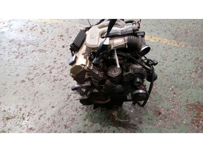 MOTOR CON ACCESORIOS Y CAJA DE CAMBIOS BMW 318 1994