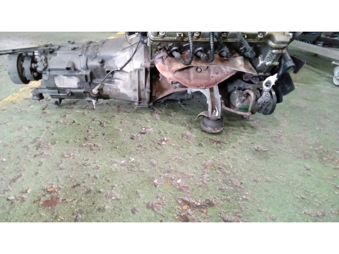 MOTOR CON ACCESORIOS Y CAJA DE CAMBIOS BMW 318 1994