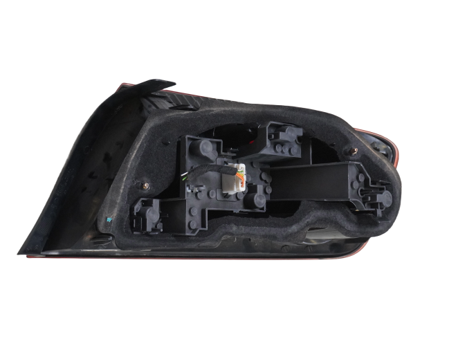 PILOTO TRASERO IZQUIERDO PEUGEOT 407 2004
