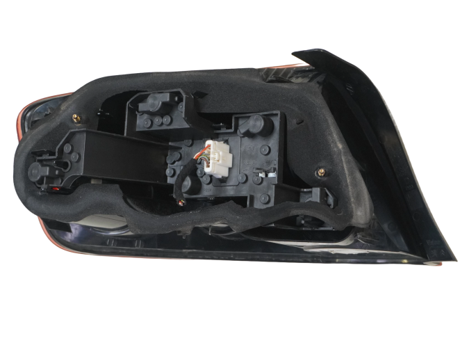 PILOTO TRASERO DERECHO PEUGEOT 407 2004