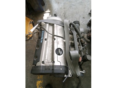MOTOR CON ACCESORIOS Y CAJA DE CAMBIOS PEUGEOT 407 2004