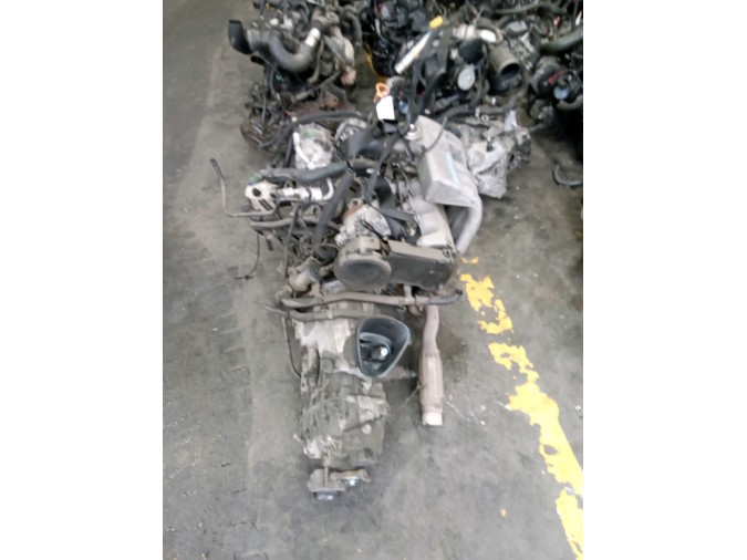 MOTOR CON ACCESORIOS Y CAJA DE CAMBIOS VOLKSWAGEN LT 2005