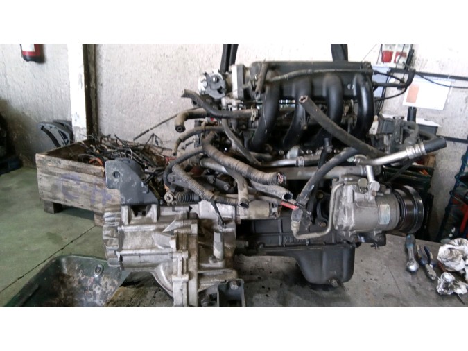 MOTOR CON ACCESORIOS Y CAJA DE CAMBIOS HYUNDAI ACCENT 1999