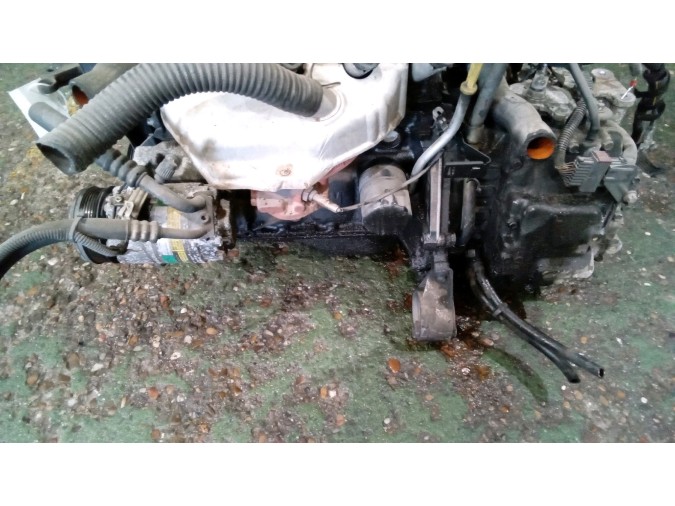 MOTOR CON ACCESORIOS Y CAJA DE CAMBIOS OPEL ASTRA 2000