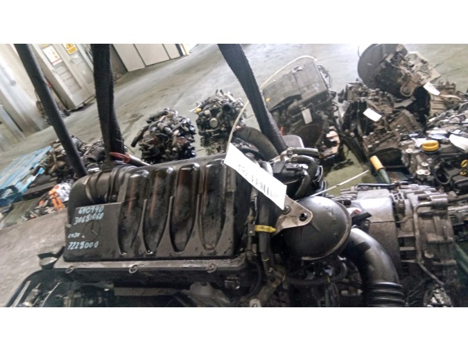 MOTOR CON ACCESORIOS Y CAJA DE CAMBIOS MERCEDES A 180 CDI 2010