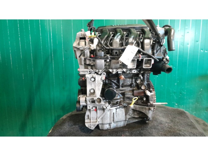 MOTOR CON ACCESORIOS Y CAJA DE CAMBIOS RENAULT MÉGANE 2004