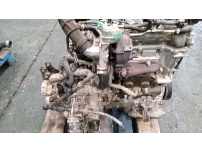 MOTOR CON ACCESORIOS Y CAJA DE CAMBIOS TOYOTA COROLLA 2005