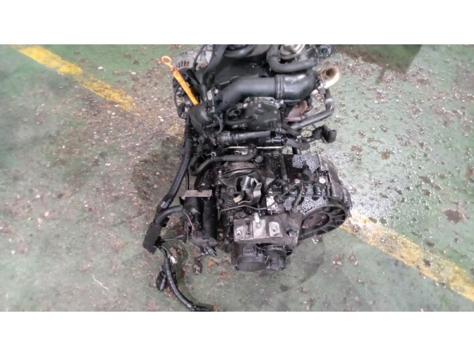 MOTOR CON ACCESORIOS Y CAJA DE CAMBIOS VOLKSWAGEN SHARAN 2004
