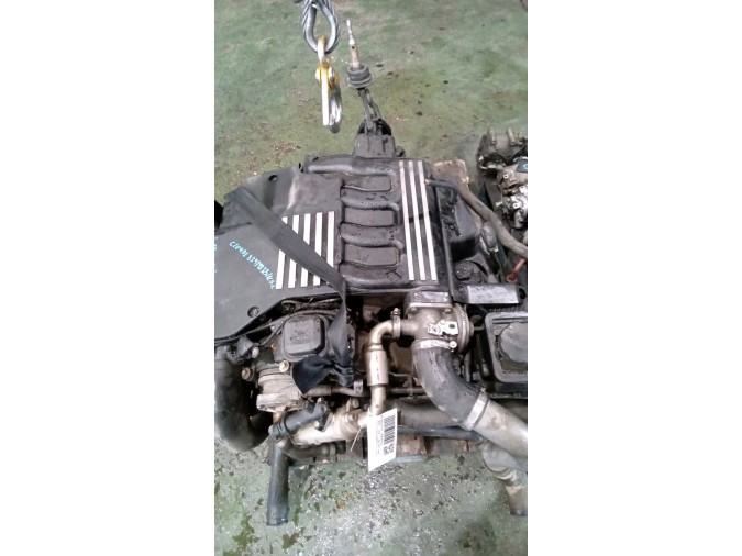 MOTOR CON ACCESORIOS SIN CAJA DE CAMBIOS BMW 320D 2001