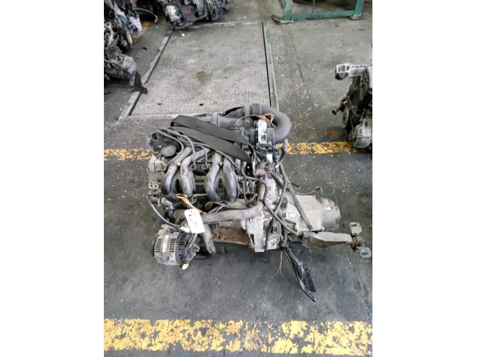 MOTOR CON ACCESORIOS Y CAJA DE CAMBIOS RENAULT TWINGO 2001