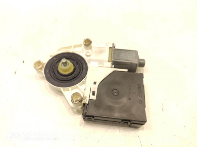 ELEVALUNAS DELANTERO IZQUIERDO VOLKSWAGEN GOLF 2004