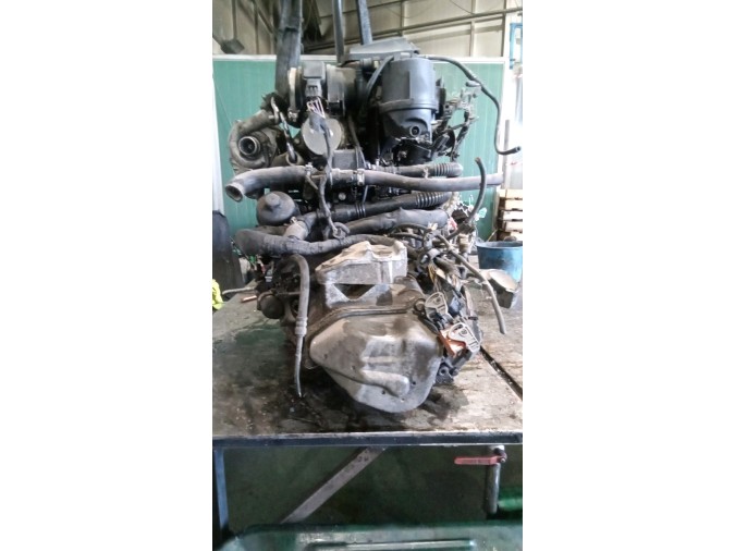 MOTOR CON ACCESORIOS Y CAJA DE CAMBIOS CITROEN C3 2005