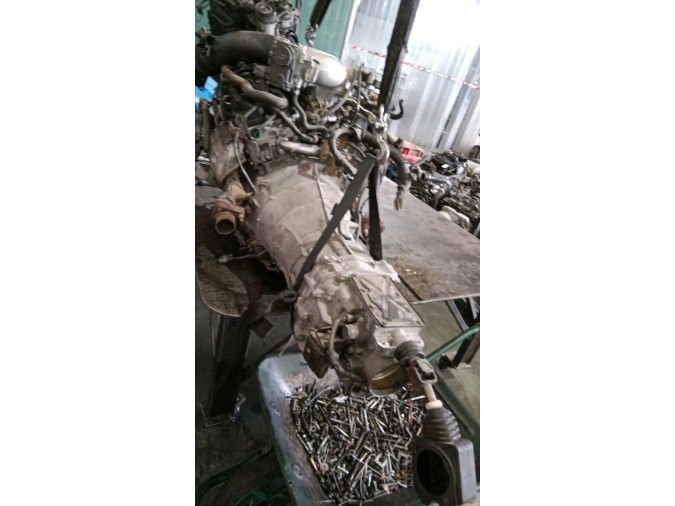 MOTOR CON ACCESORIOS Y CAJA DE CAMBIOS NISSAN 350Z 2006