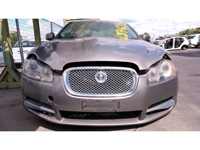 PARAGOLPES DELANTERO JAGUAR XF 2008