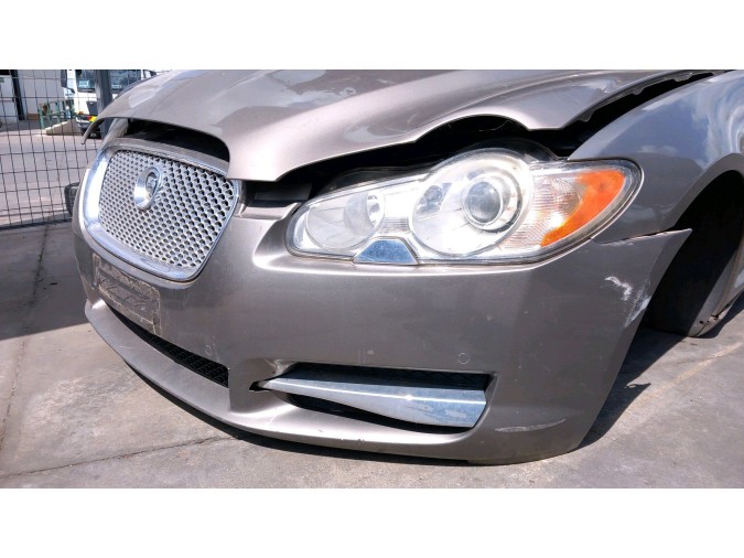 PARAGOLPES DELANTERO JAGUAR XF 2008