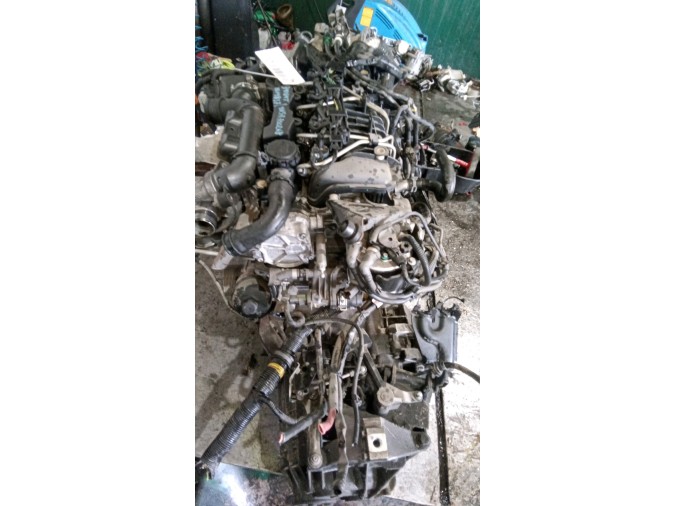 MOTOR CON ACCESORIOS SIN CAJA DE CAMBIOS VOLVO C30