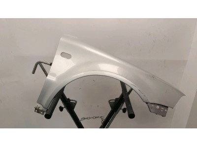 ALETA DELANTERA DERECHA VOLKSWAGEN PASSAT GRIS 2003