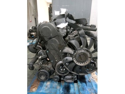 MOTOR CON ACCESORIOS Y CAJA DE CAMBIOS VOLKSWAGEN PASSAT