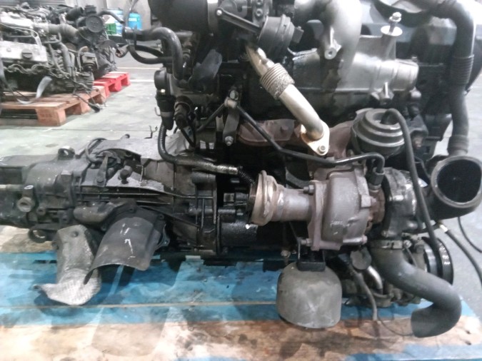 MOTOR CON ACCESORIOS Y CAJA DE CAMBIOS VOLKSWAGEN PASSAT