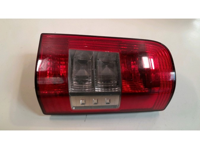 PILOTO TRASERO DERECHO CITROEN BERLINGO 2008
