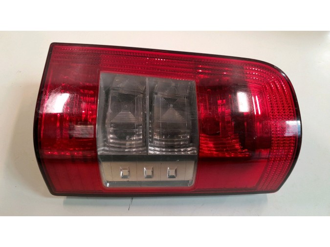 PILOTO TRASERO DERECHO CITROEN BERLINGO 2008
