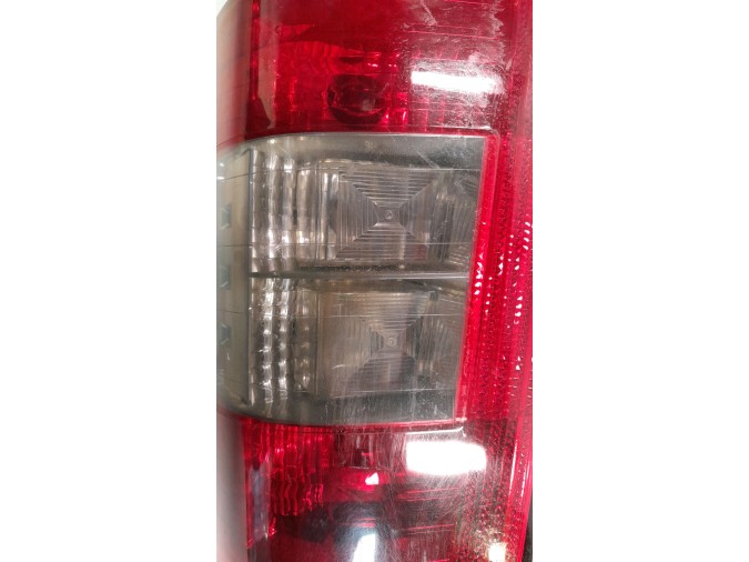 PILOTO TRASERO DERECHO CITROEN BERLINGO 2008