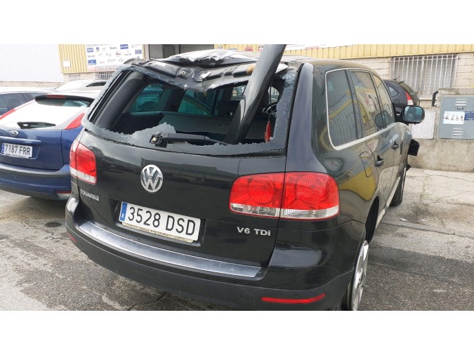 ALETA DELANTERA DERECHA VOLKSWAGEN TOUAREG 2005