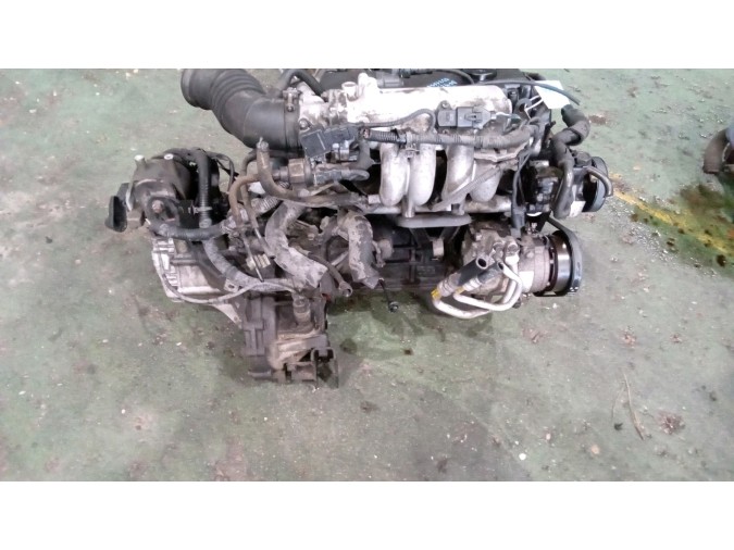 MOTOR CON ACCESORIOS Y CAJA DE CAMBIOS HYUNDAI GETZ 2003