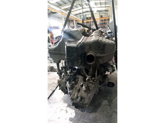 MOTOR CON ACCESORIOS Y CAJA DE CAMBIOS HONDA CIVIC