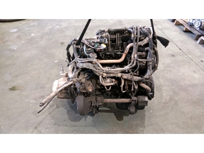 MOTOR CON ACCESORIOS SIN CAJA DE CAMBIOS CITROEN BERLINGO 2009